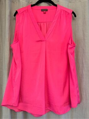 Vince Camuto Hot Pink V-Neck Sleeveless Blouse - XL